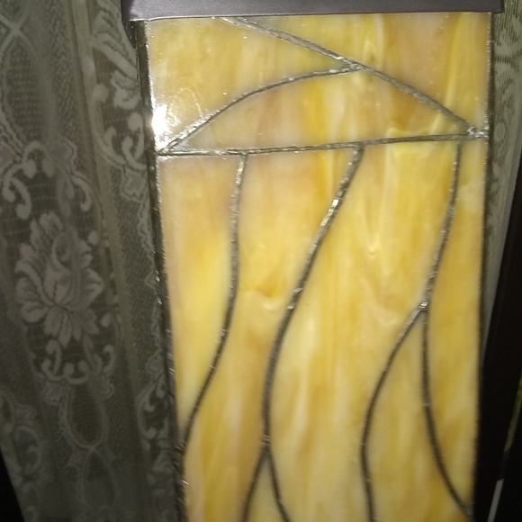 # 2 TIFFANY STYLE HANGING STAINED GLASS LIGHT.... - Picture 3 of 8